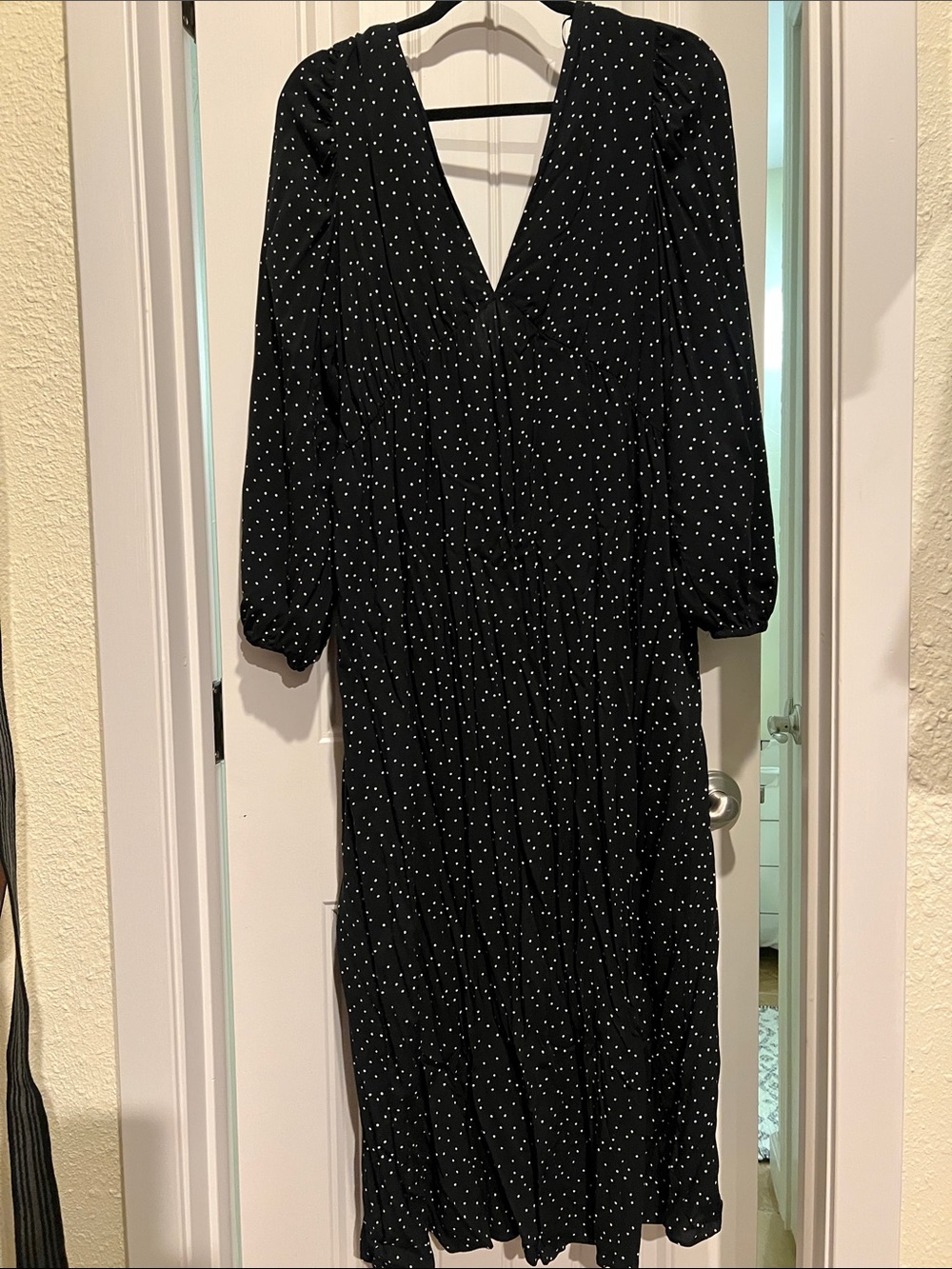 Black Polka Dot Long Sleeve V-Neck Midi Dress